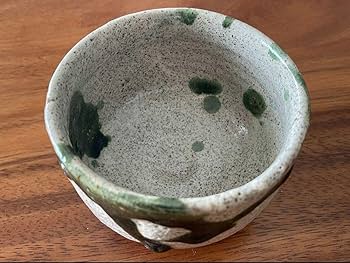 Amazon.co.jp: 新川焼 やちむん 沖縄 石垣島 抹茶 茶碗 陶器 焼き物 Amazon.co.jp: 新川焼 やちむん 沖縄 石垣島 抹茶 茶碗 陶器 焼き物